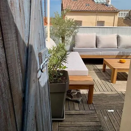 Duplex Climatise, Belle Terrasse Centre